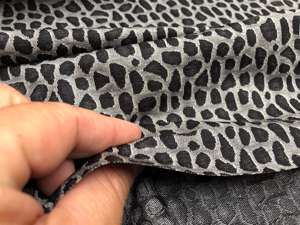 Microfiber - flot og jacquard strikket i leopard